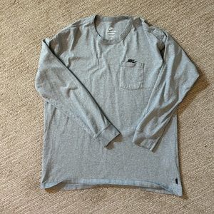 Nike long sleeve shirt